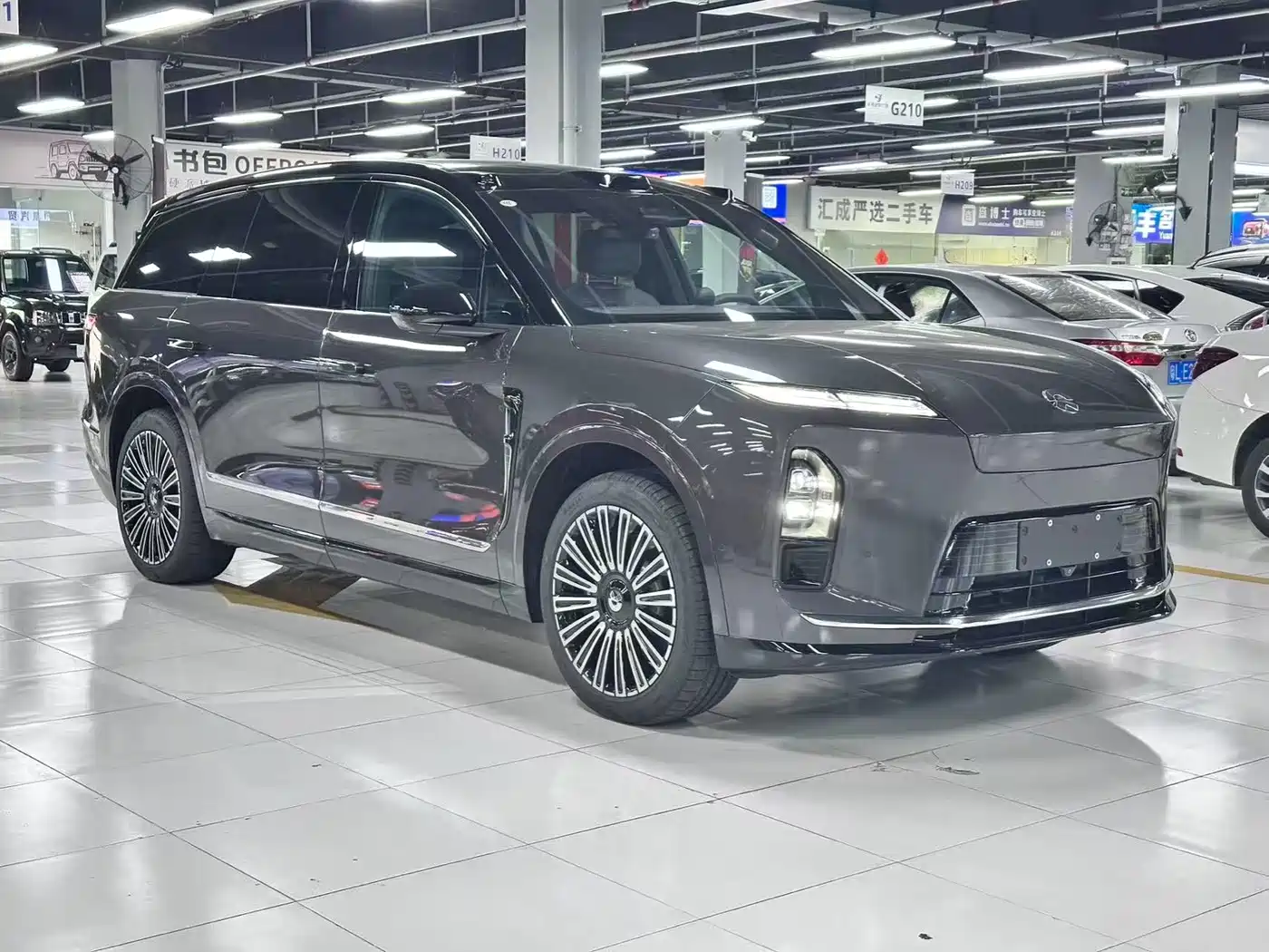 2026 NIO ES8