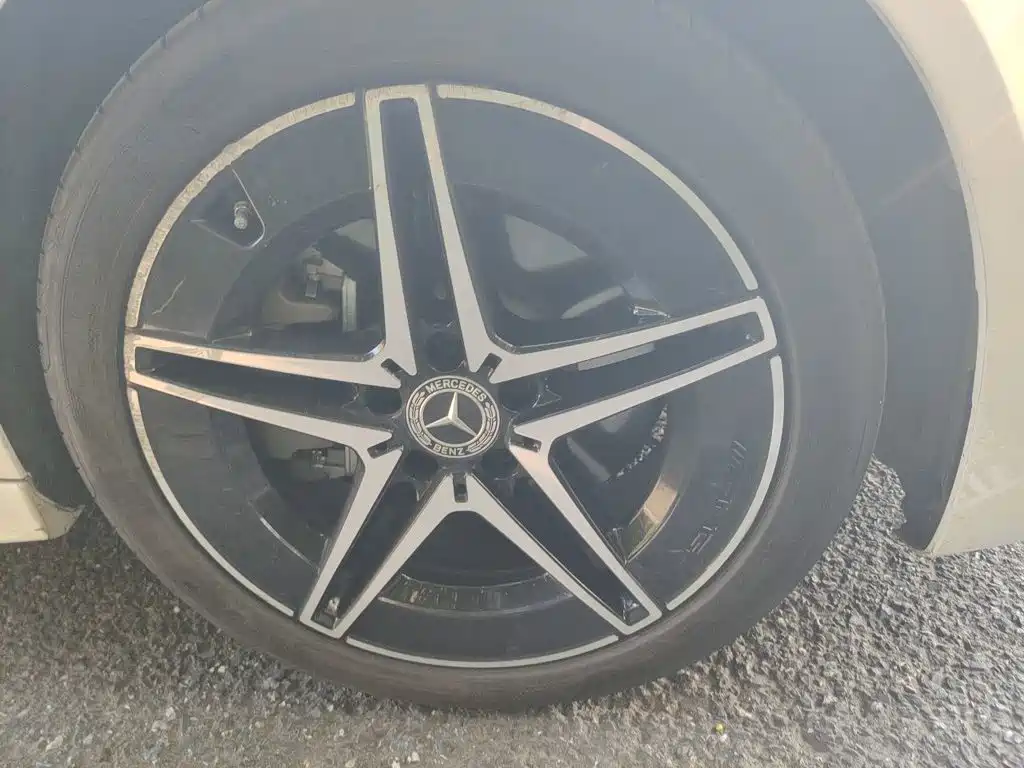 Фото 24 - Mercedes-Benz C-Class
