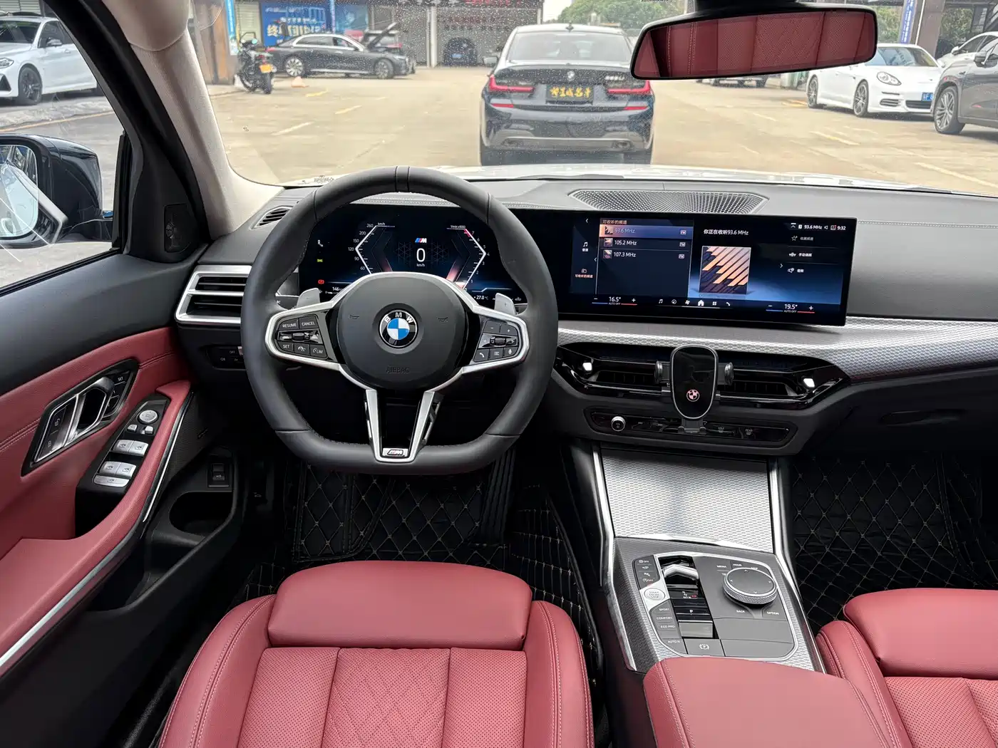 BMW 3 Series 2025 330Li M Sport Night Edition фото 5