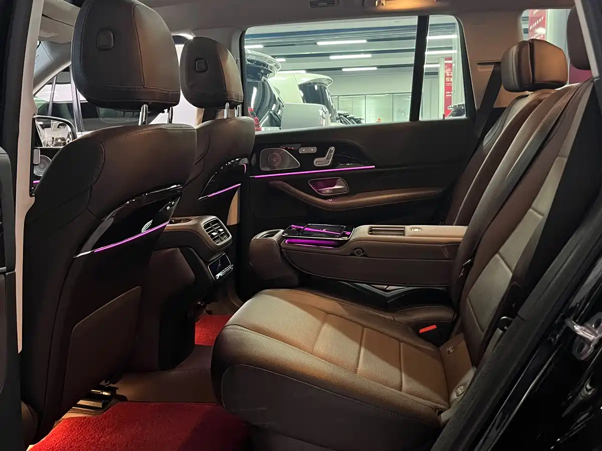 Mercedes-Benz GLS 2023 GLS 450 4MATIC Fashion Edition фото 15