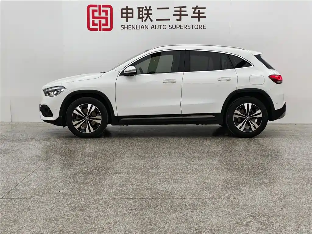 Mercedes-Benz GLA 2022 GLA 220 фото 4
