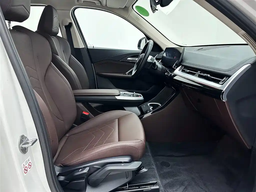BMW X1 2023 sDrive20Li X Design Package фото 21