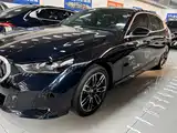Photo 2 - BMW 5 Series