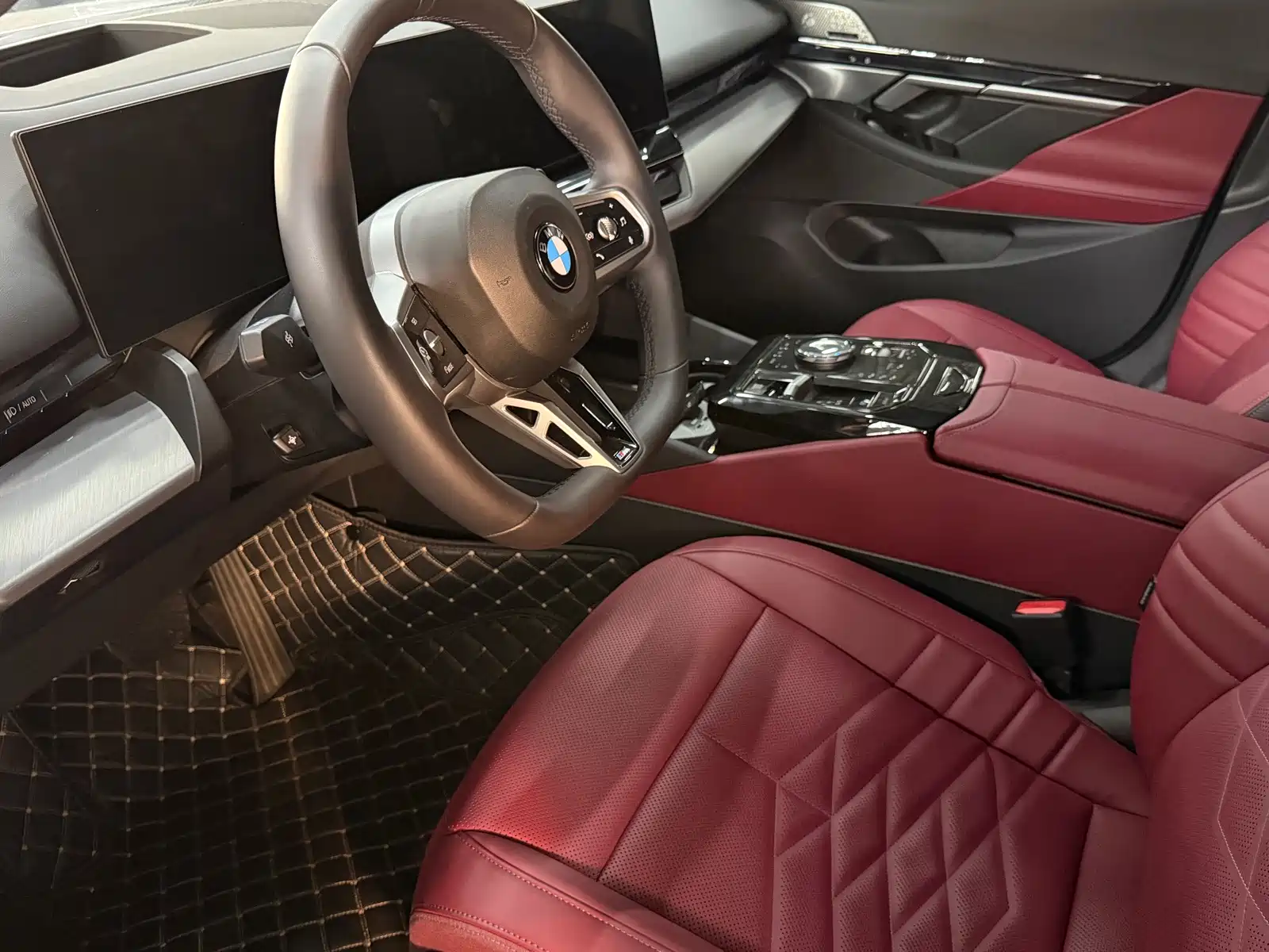 Photo 9 - BMW 5 Series