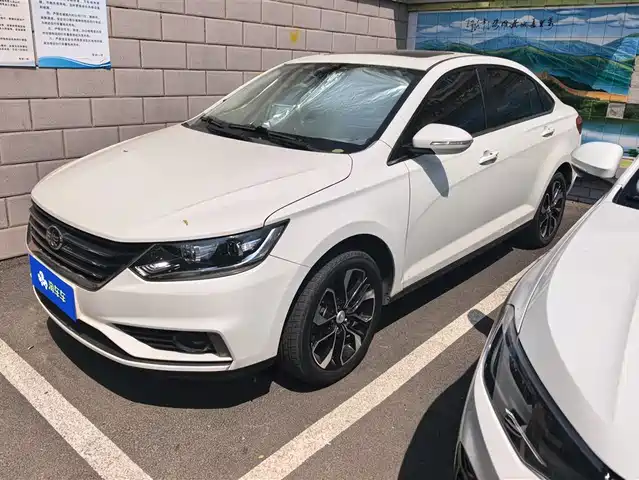 FAW JUNPAI A50