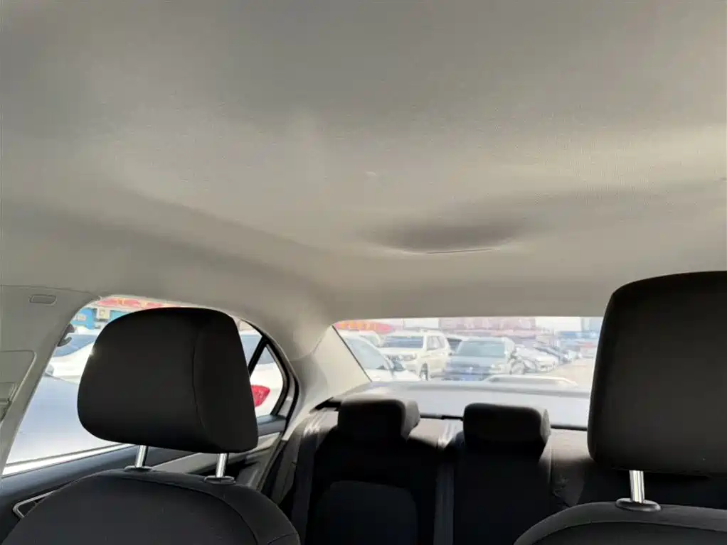 Volkswagen Jetta 2017 1.4L Manual Fashion фото 14