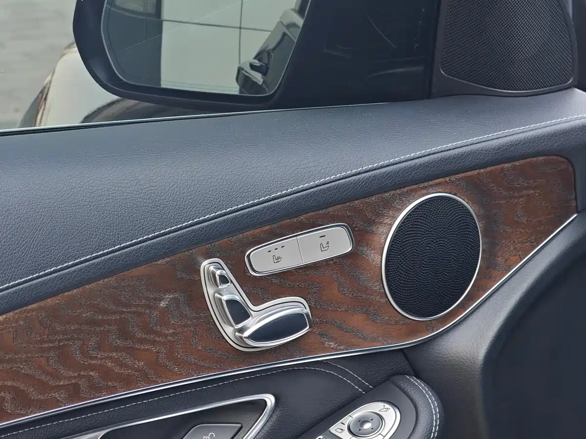 Mercedes-Benz GLC 2020 GLC 260 L 4MATIC Dynamic фото 17