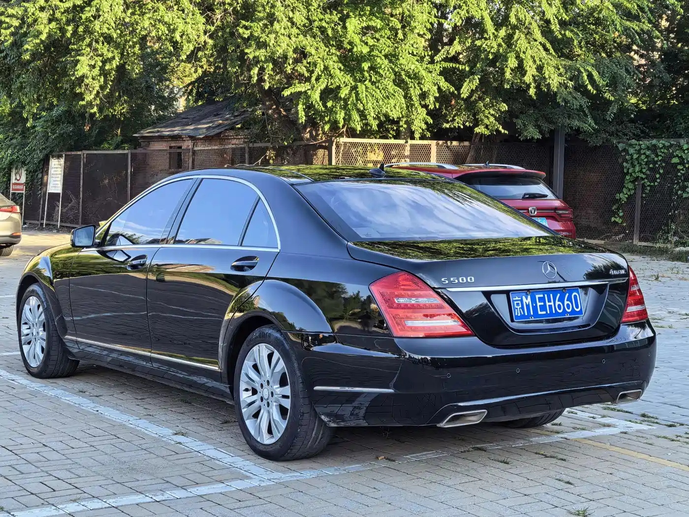 Mercedes-Benz S-Class 2010 2010 S 500 L 4MATIC
