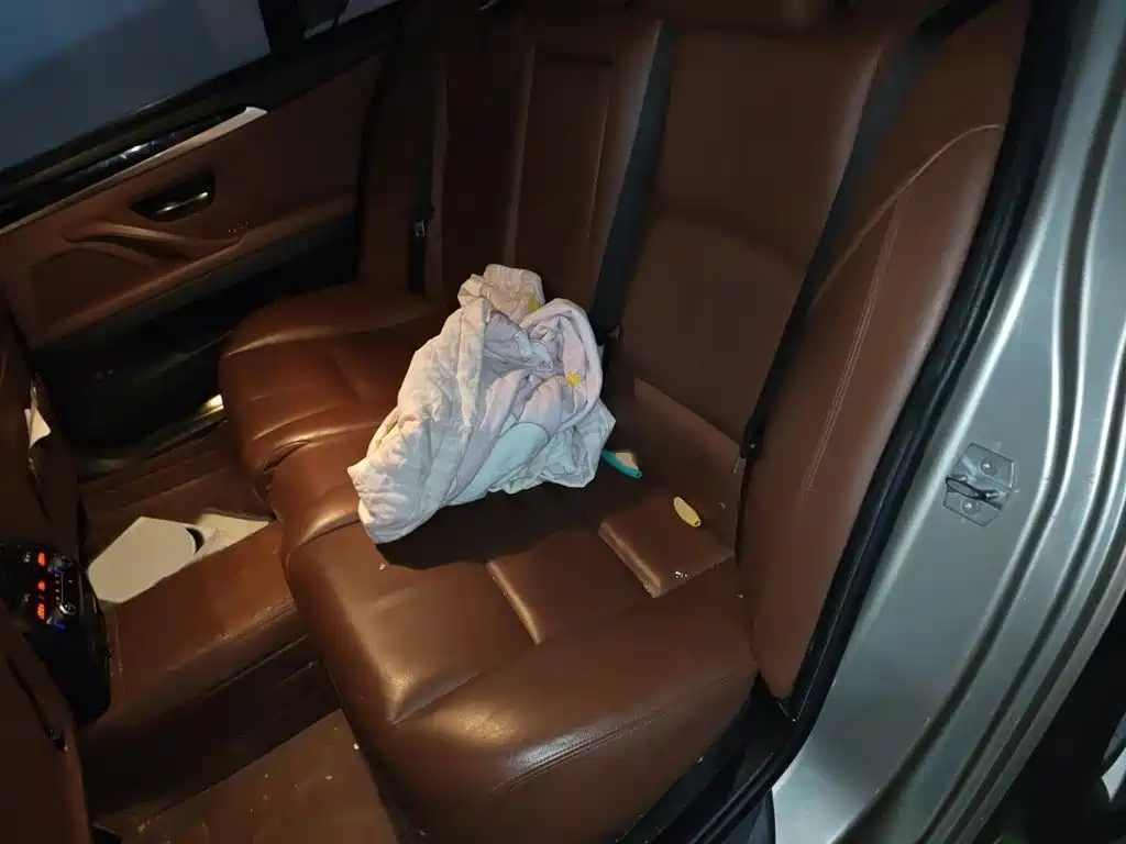 Photo 15 - BMW 5 Series