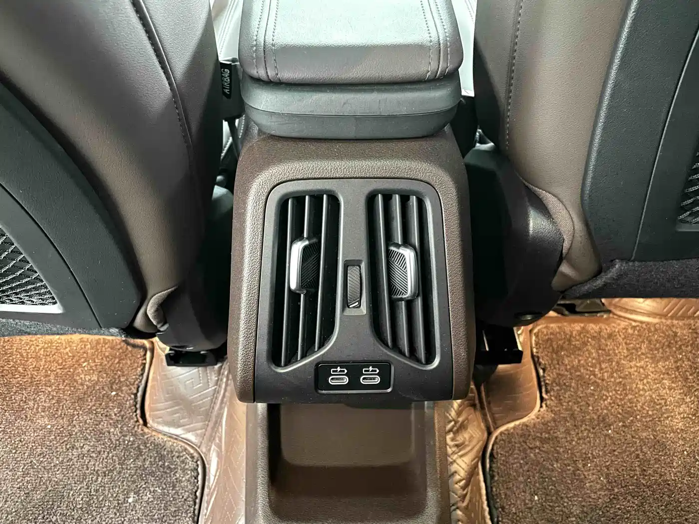 BMW X1 2023 sDrive20Li X Design Package фото 12