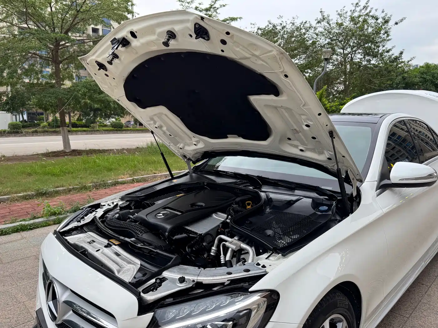 Mercedes-Benz C-Class 2016 C 200 L Sport фото 18