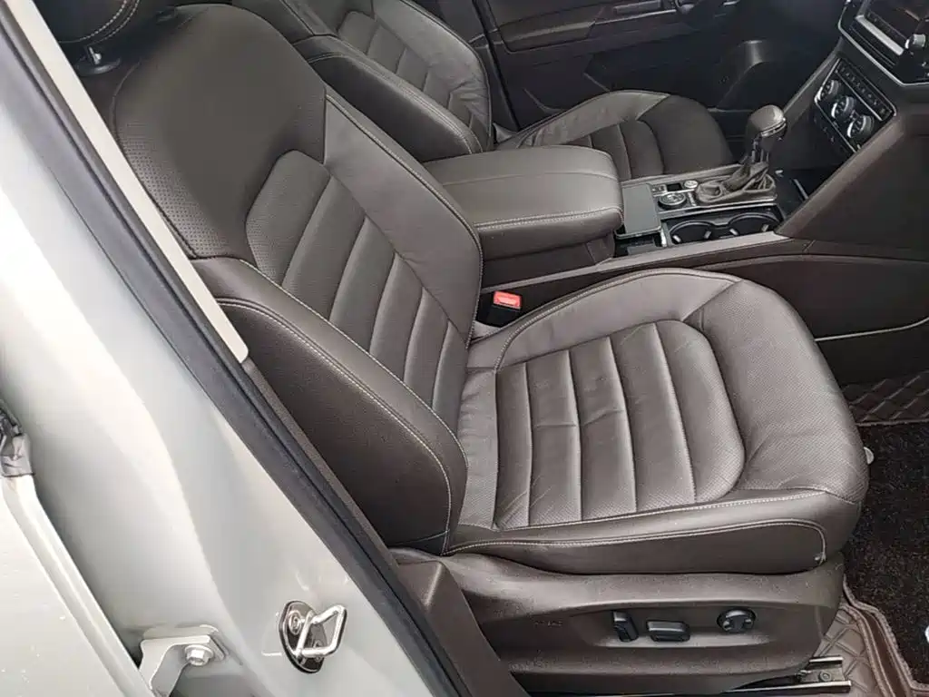 Фото 25 - Volkswagen Teramont