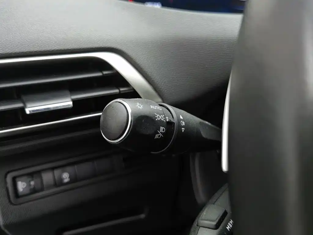 صورة 21 - Peugeot 4008