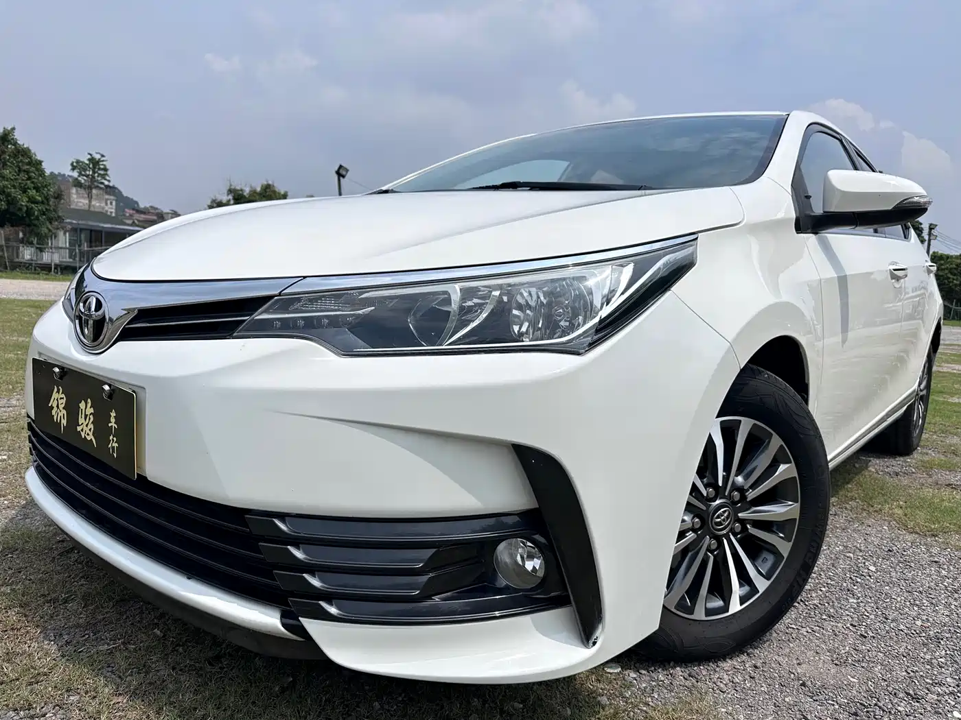Toyota Corolla 2017 Facelift 1.2T S-CVT GL-i фото 8
