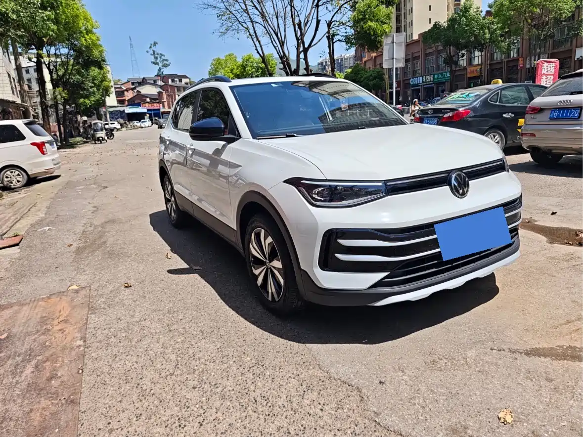 VOLKSWAGEN TUYUE