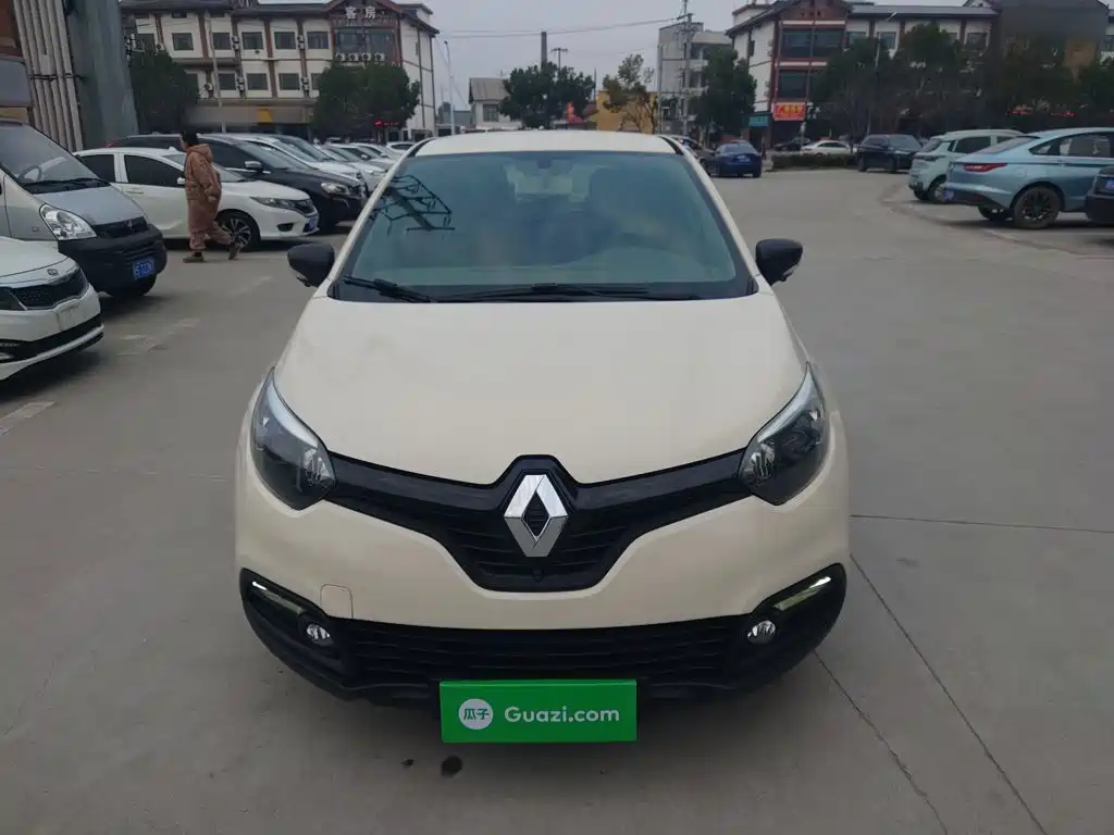 Фото 3 - Renault Captur