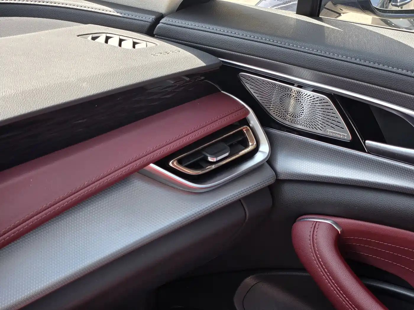 Hongqi H5 2023 2.0T Auto Smart Connect Flagship фото 12