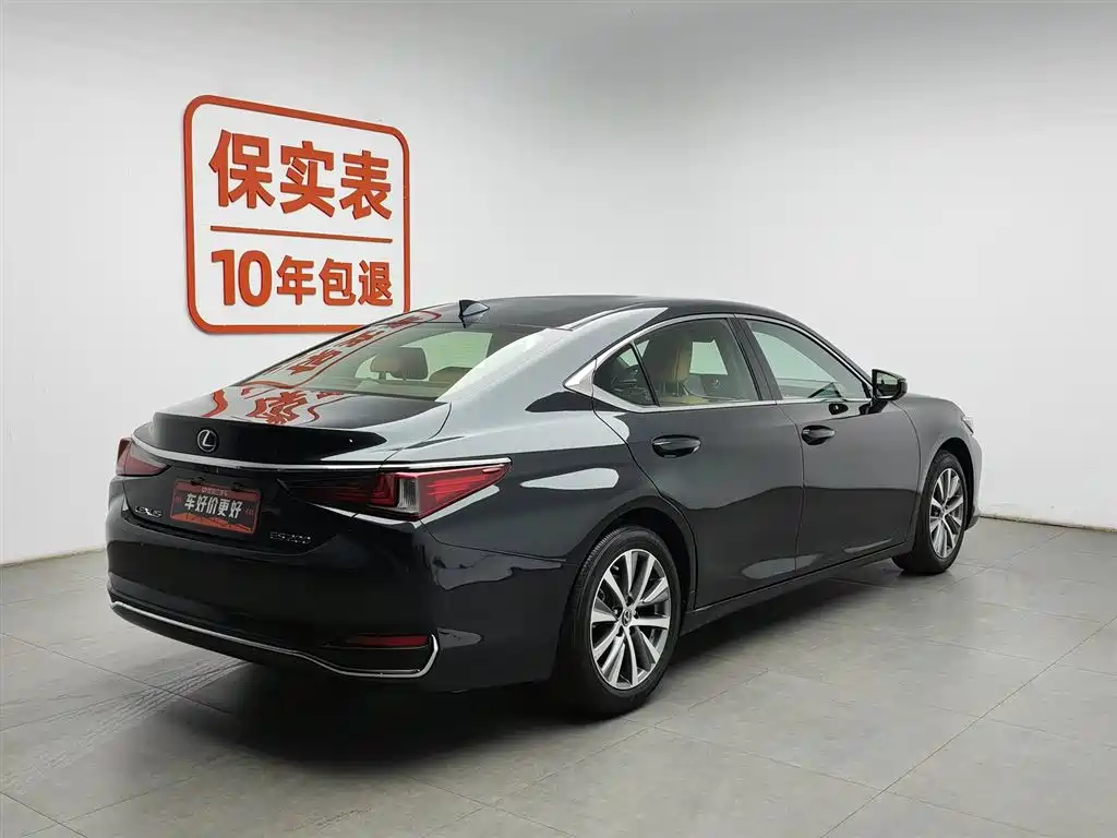 Lexus ES 2020 200 Excellence фото 2