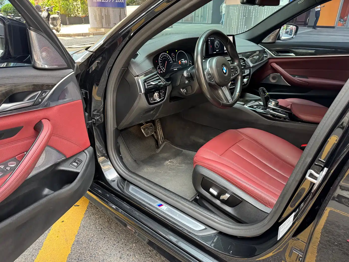 BMW 5 Series 2019 Facelift 530Li Leading M Sport Package фото 24