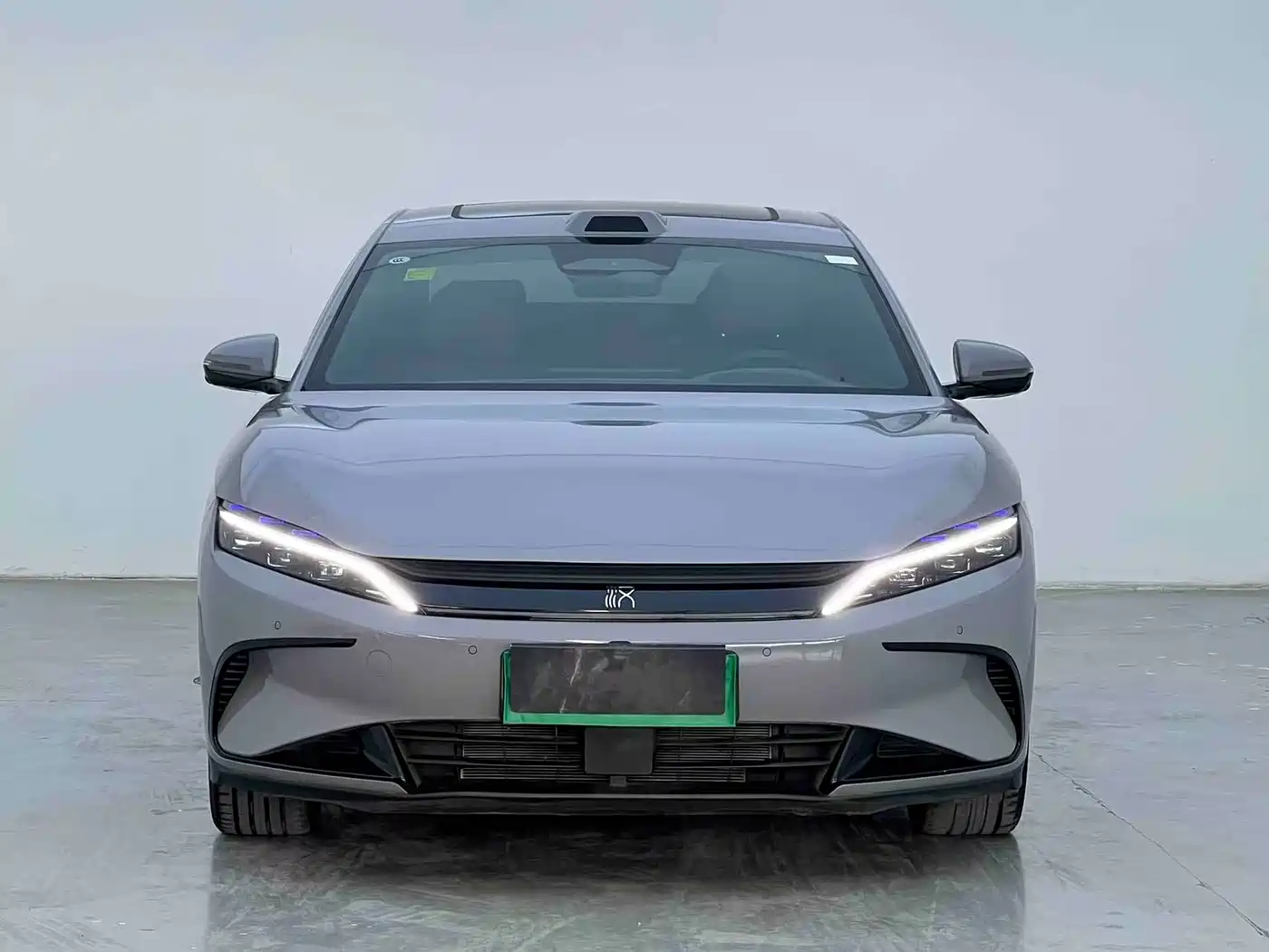 BYD Han 2025 DM-i Smart Driving Edition 125KM Honor фото 2