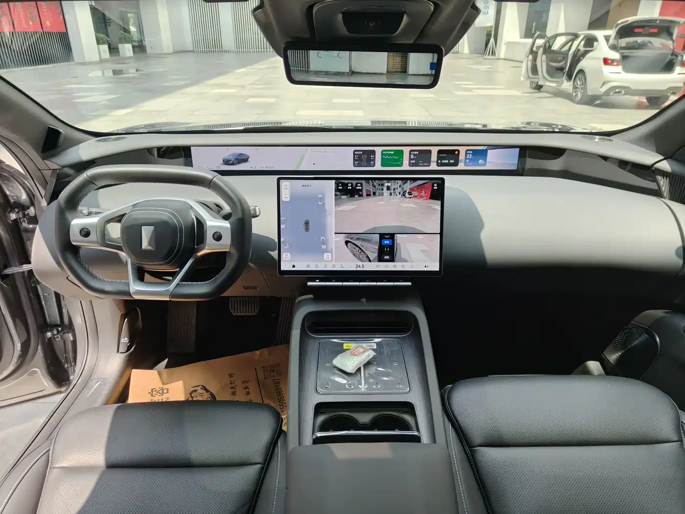 Avatr 12 2025 Ultra Pure Electric AWD фото 9