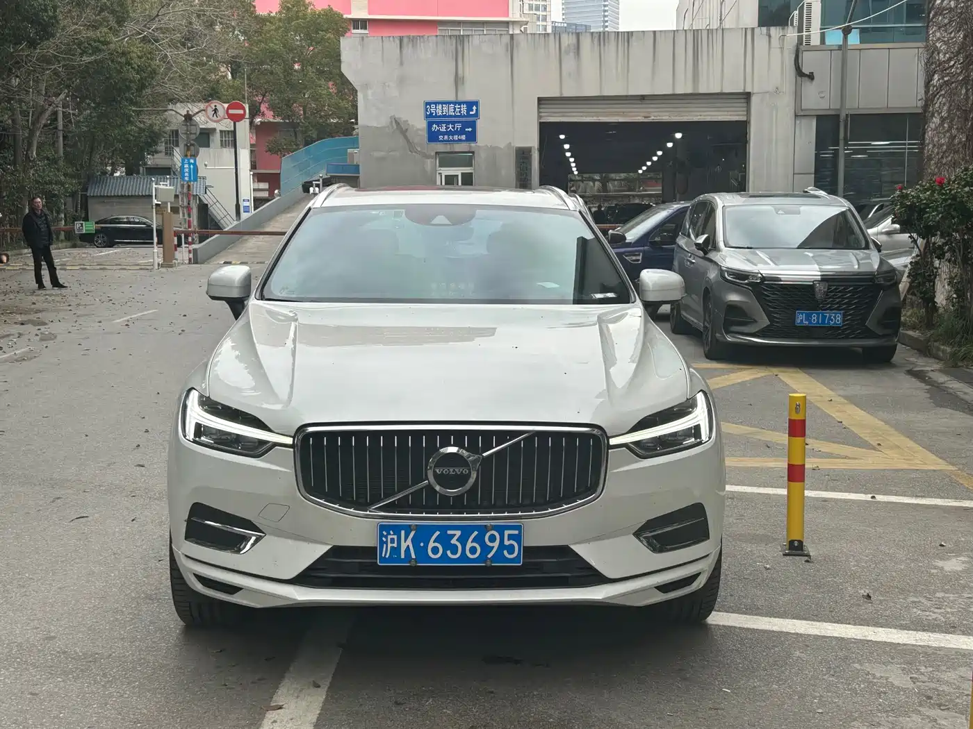 VOLVO XC60