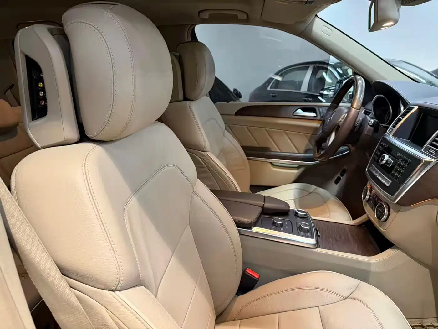 Mercedes-Benz GL-Class 2013 GL 500 4MATIC фото 14
