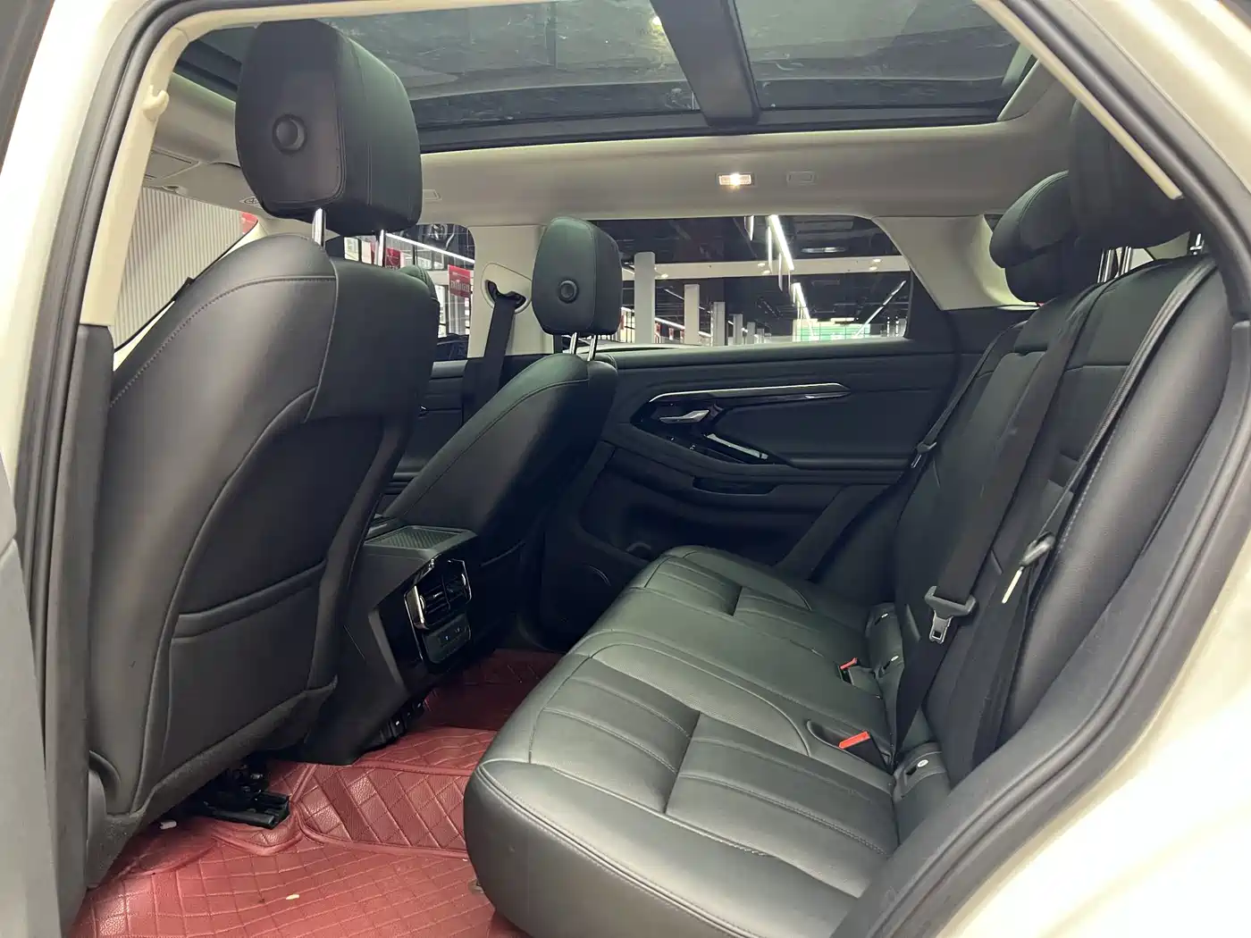 Land Rover Range Rover Evoque New Energy 2022 2021 Range Rover Evoque L P300e Luxury