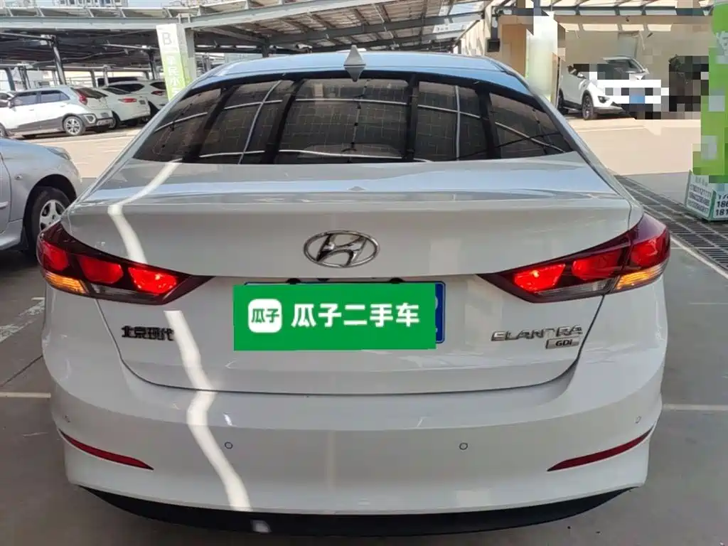 Hyundai Elantra 2016 Model 1.6L Automatic Smart Elite фото 6