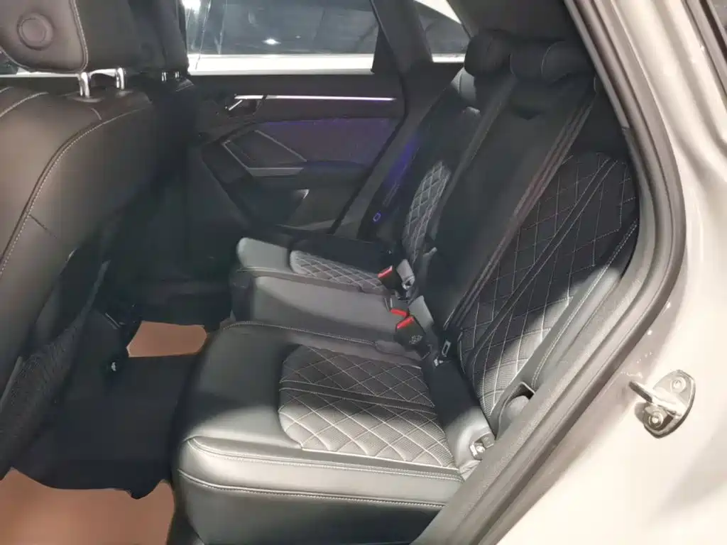 Audi Q3 2025 2024 35 TFSI Fashion Sport