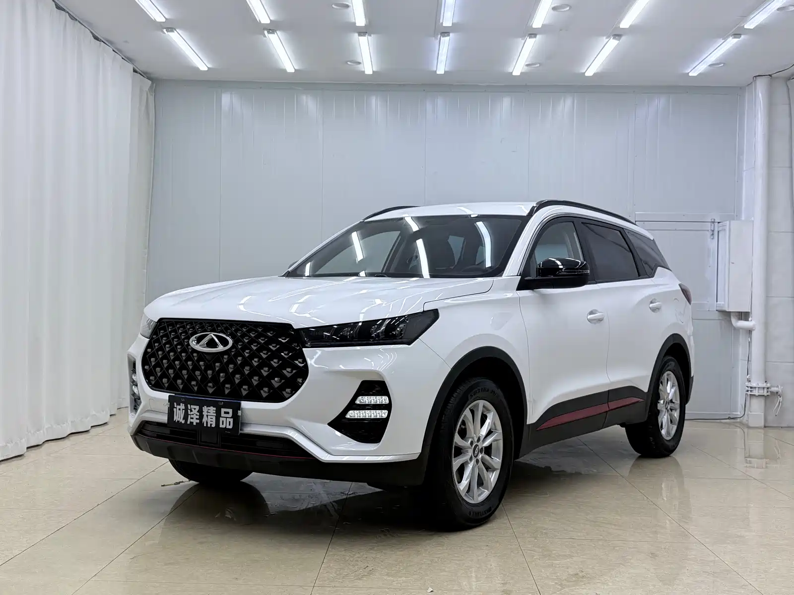 Photo 1 - Chery Tiggo 7