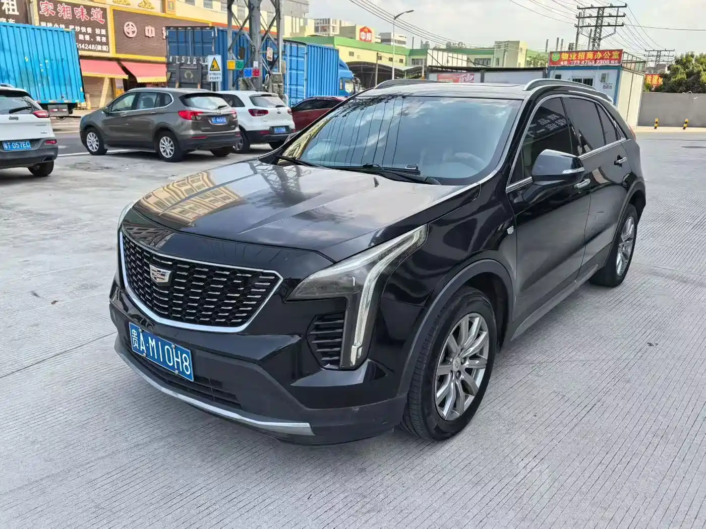 Cadillac XT4 2018 28T FWD Leading Edition