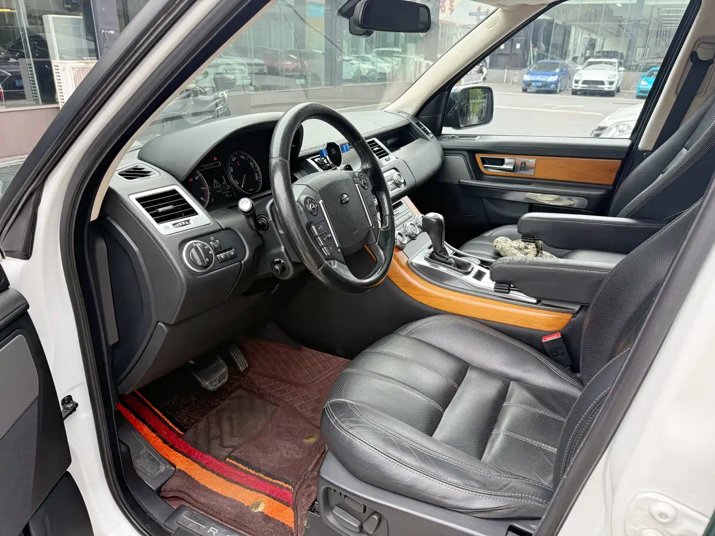 Land Rover Range Rover Sport 2012 5.0 NA V8 HSE фото 8