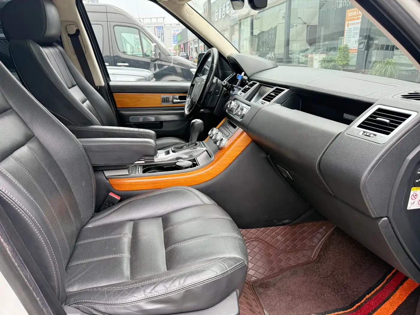 Land Rover Range Rover Sport 2012 5.0 NA V8 HSE фото 12