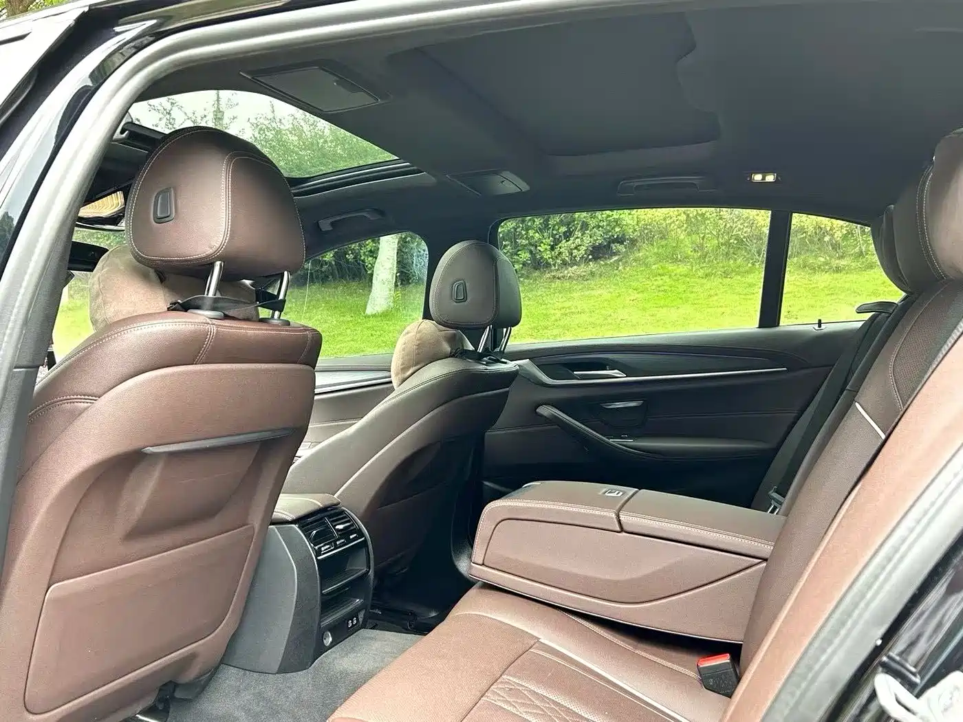 BMW 5 Series 2021 530Li Leading Luxury Package фото 6