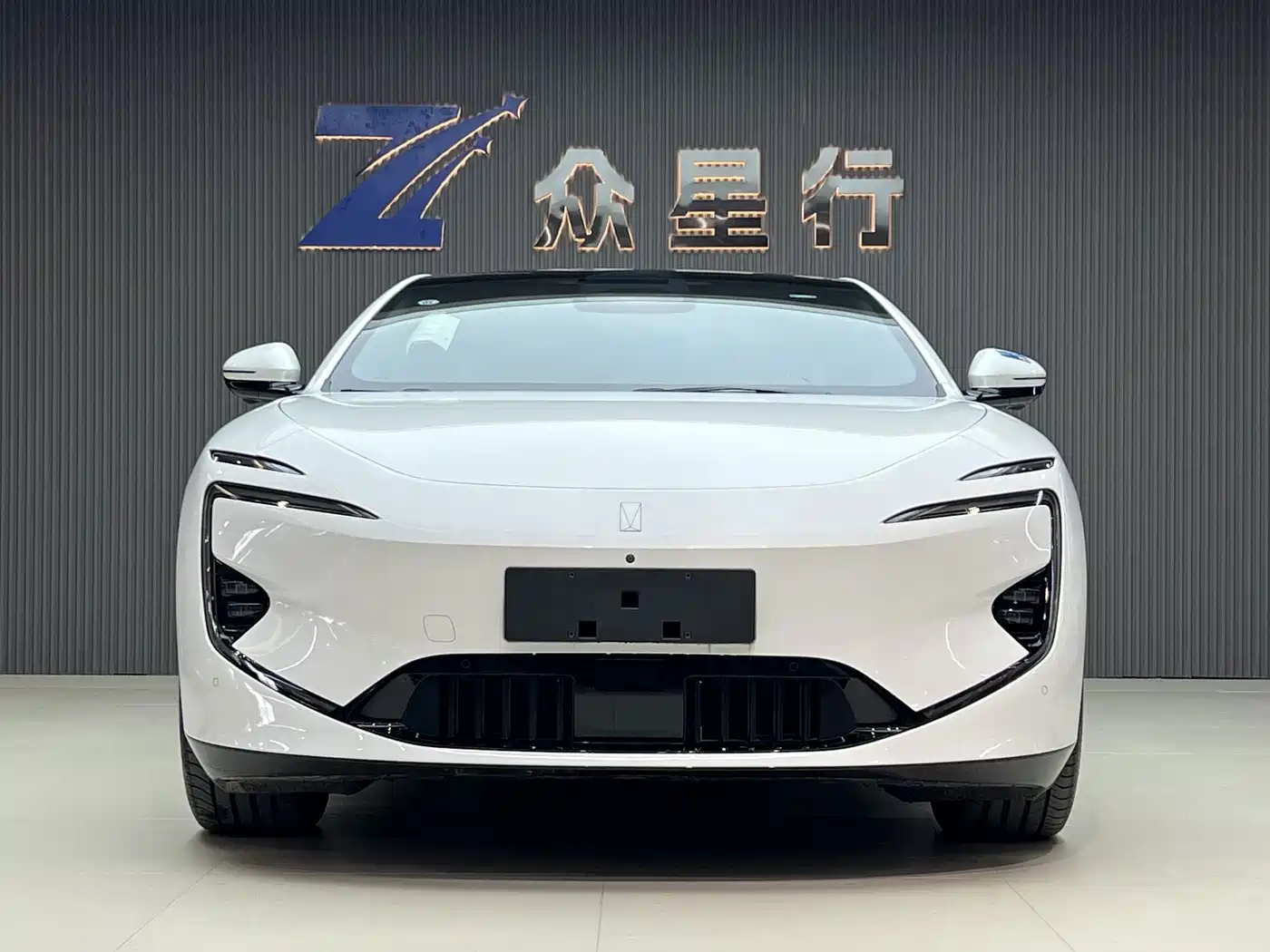 2026 Avatr 12