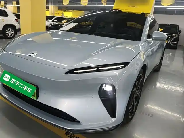 NIO ET5 2024