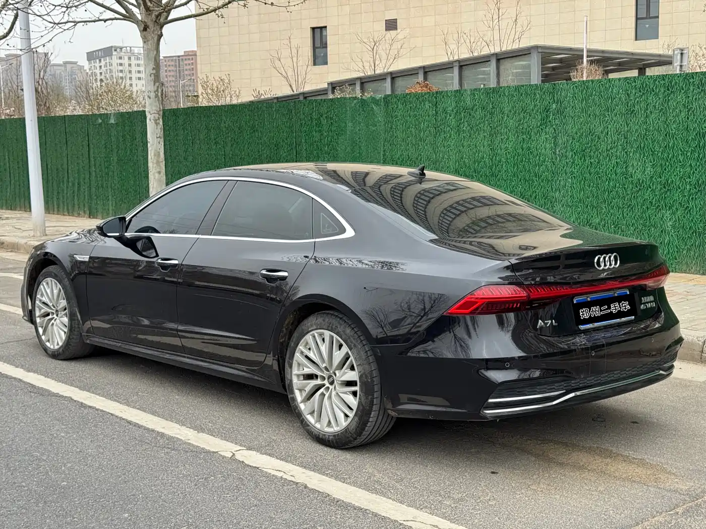 Audi A7L 2024 45TFSI S-line Dream Edition Crystal Package фото 9