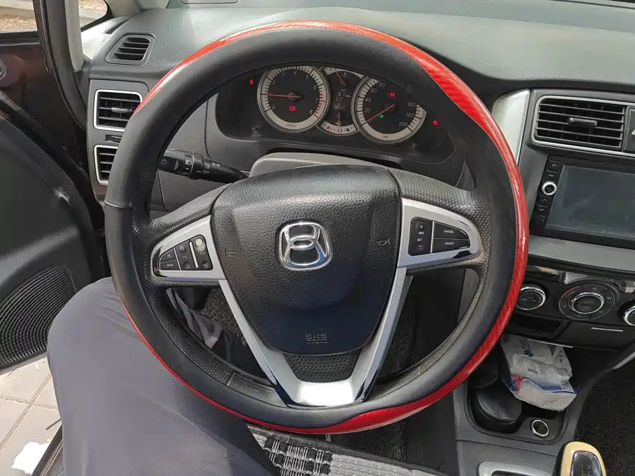 Suzuki Liana 2015 2013 Hatchback 1.4L Manual Luxury