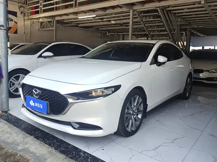 Mazda 3 Axela 2023 2.0L Auto Zhiya
