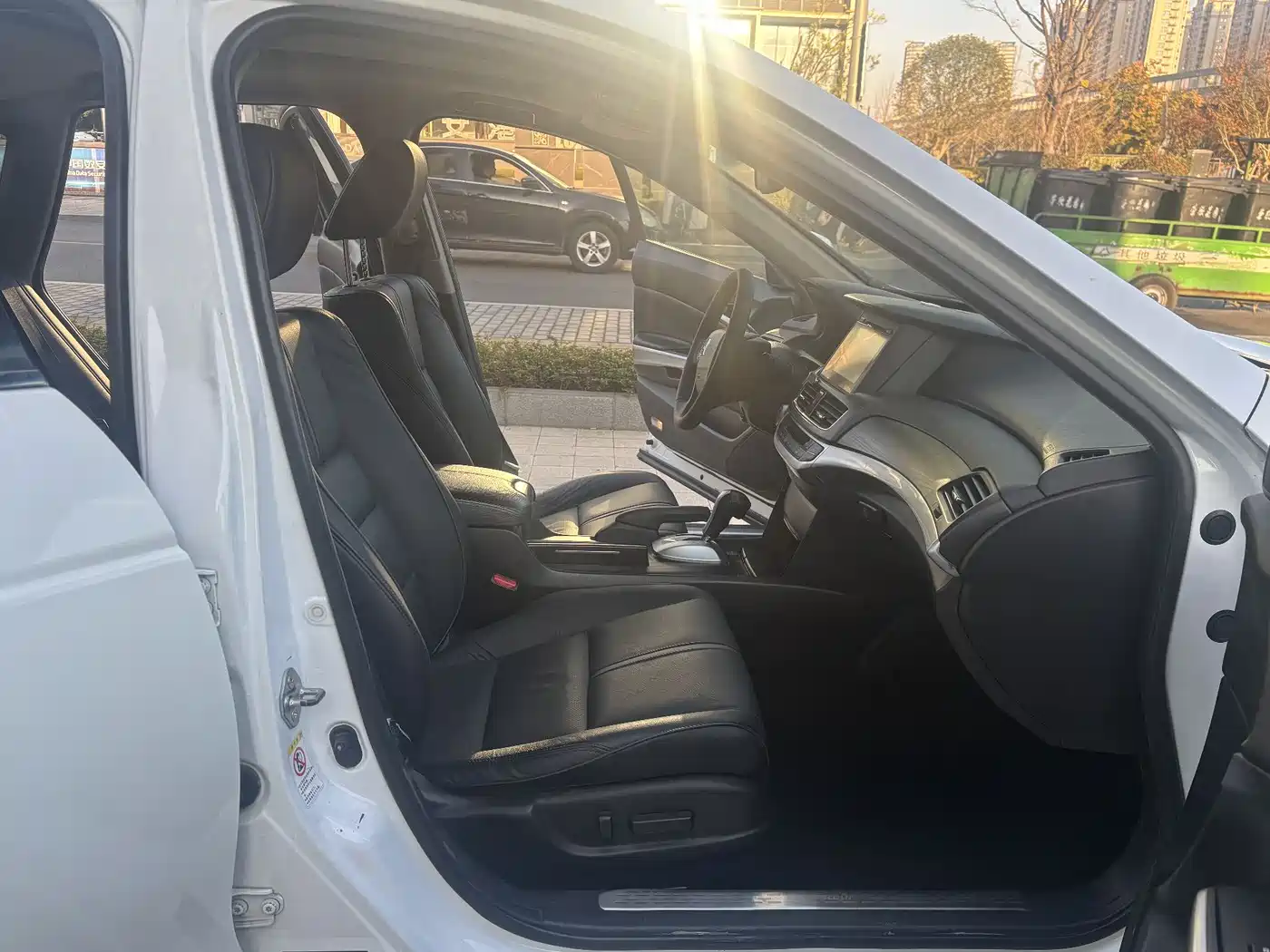 Honda Crosstour 2016 2.4L Luxury Navigation Edition фото 12