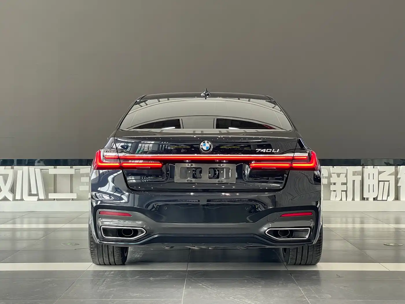 BMW 7 Series 2019 740Li Leading M Sport Package фото 5