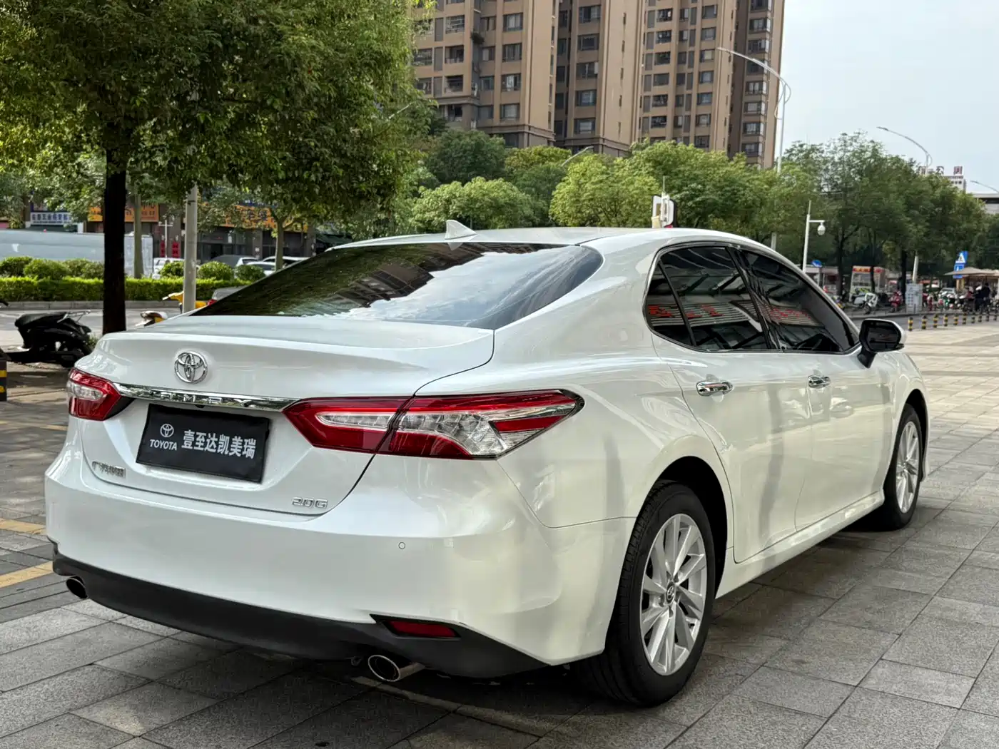 Toyota Camry 2021 2.0G Luxury Edition фото 6