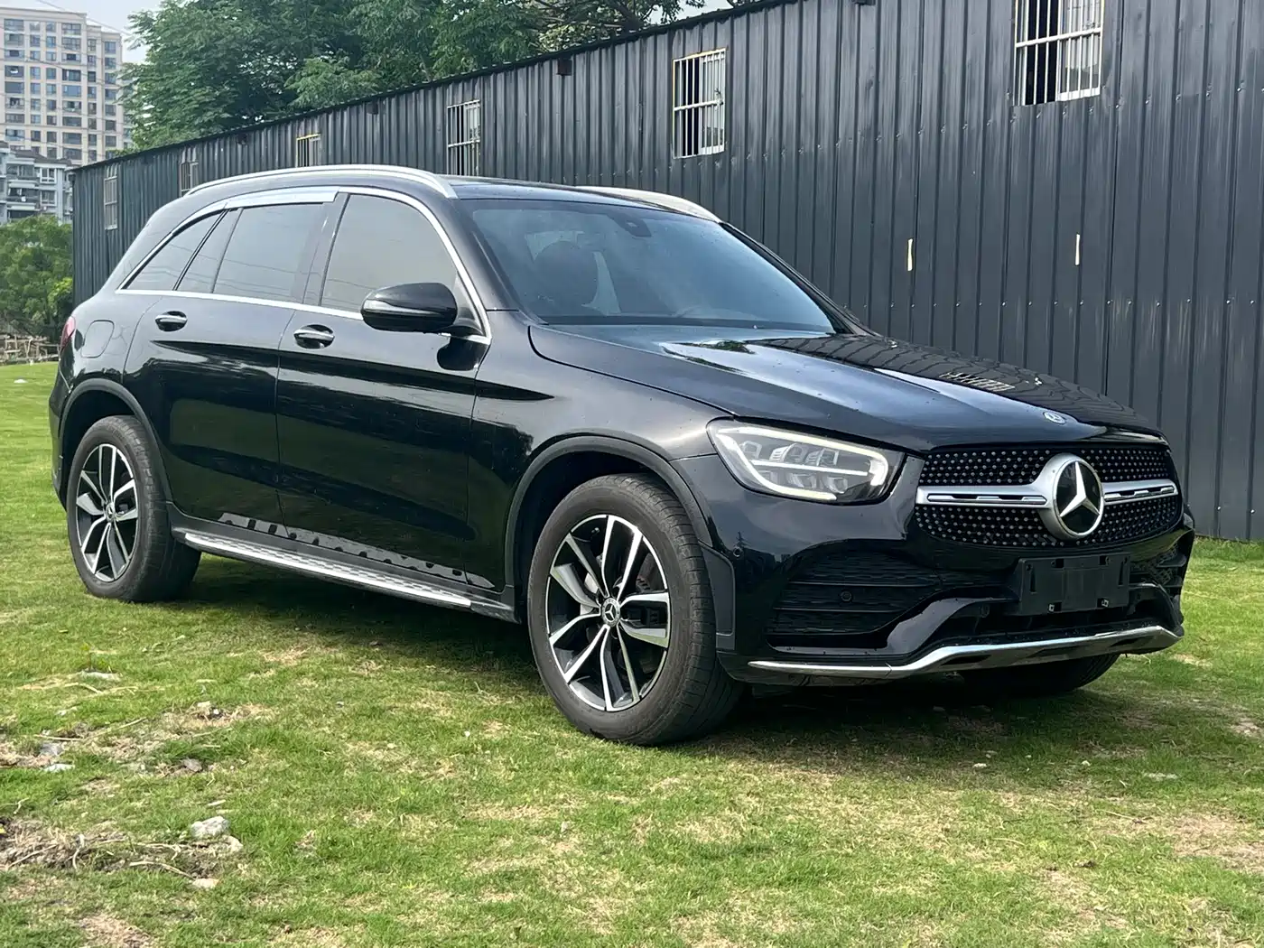 MERCEDES-BENZ GLC