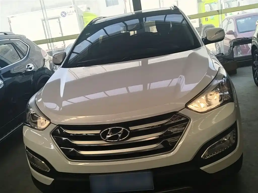 Hyundai Santa Fe 2015 2.0T Automatic 2WD Smart 5-Seater фото 3