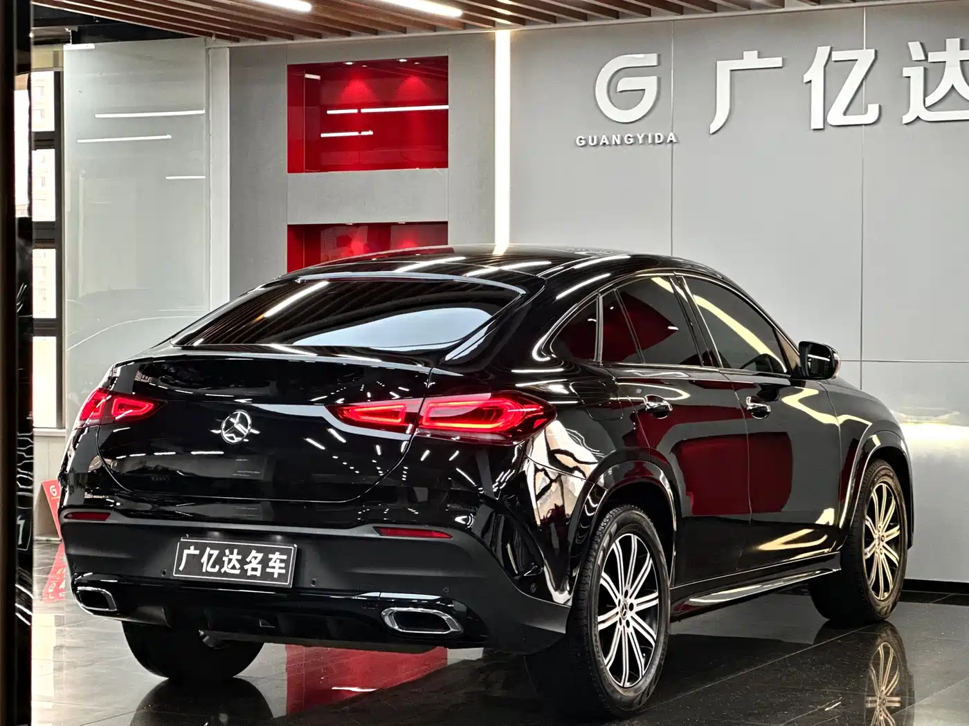 Mercedes-Benz GLE Coupe 2020 GLE 350 4MATIC Coupe SUV Luxury фото 24