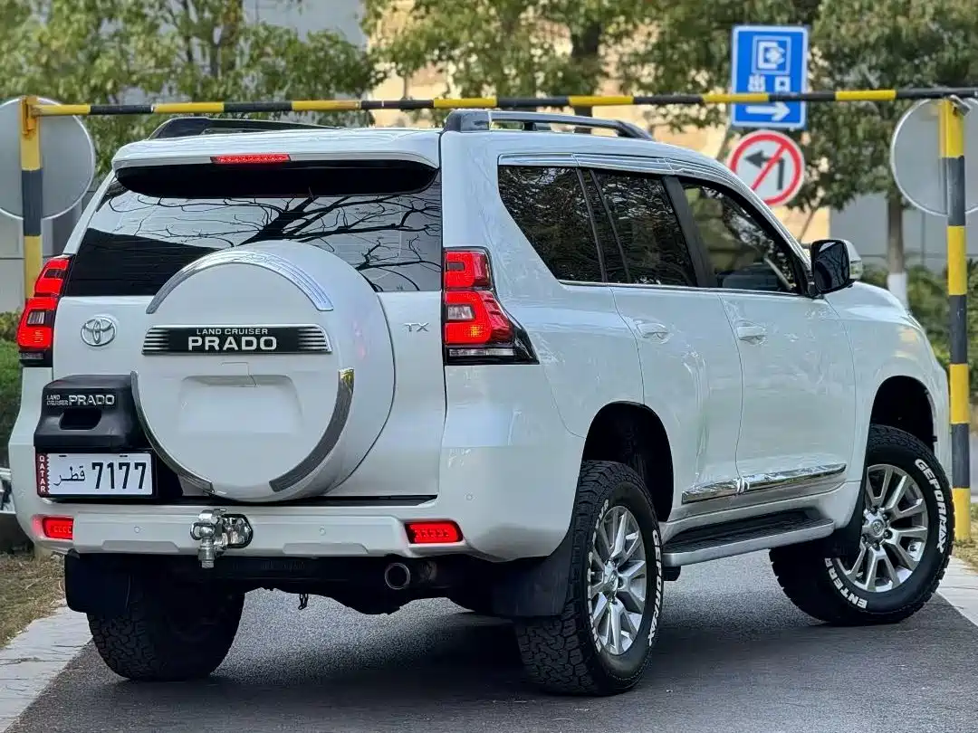 Toyota Prado 2018 3.5L Automatic TX-L Rear-mounted Spare Tire фото 7