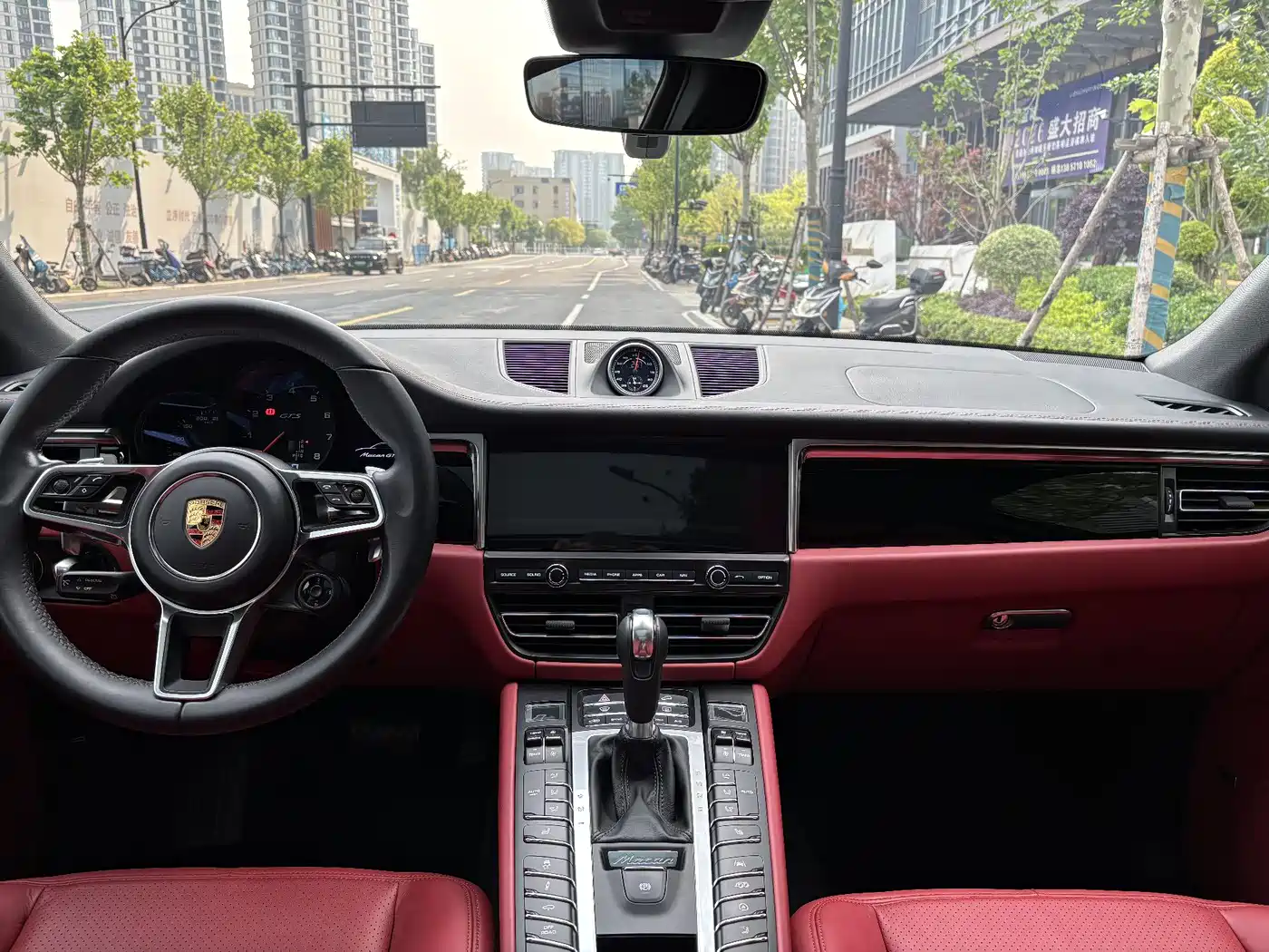 Porsche Macan 2022 Macan GTS 2.9T фото 6