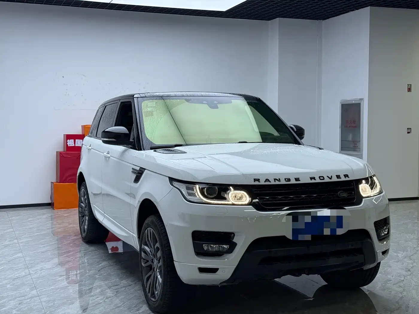 Land Rover Range Rover Sport 2017 3.0 SC V6 HSE DYNAMIC фото 3