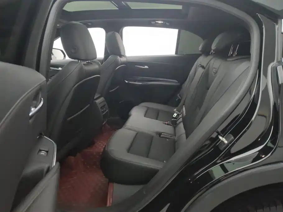 Cadillac XT4 2021 28T FWD Technology Edition фото 11